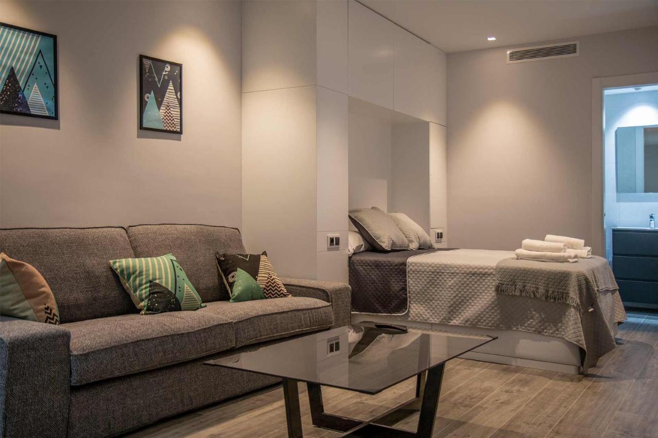 Apartamentos Vacacional En Plaza De Espana Nerja Eksteriør billede
