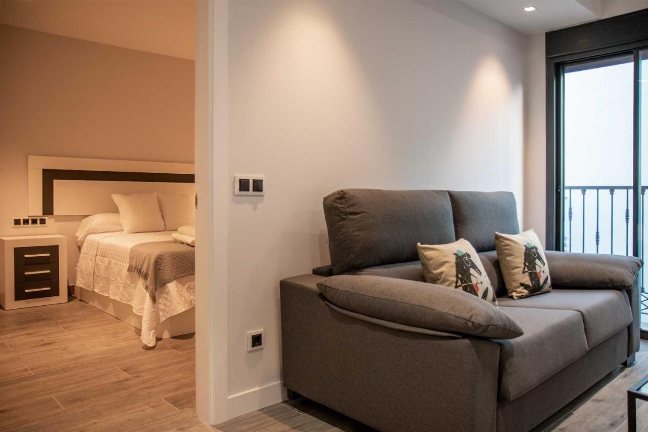 Apartamentos Vacacional En Plaza De Espana Nerja Eksteriør billede