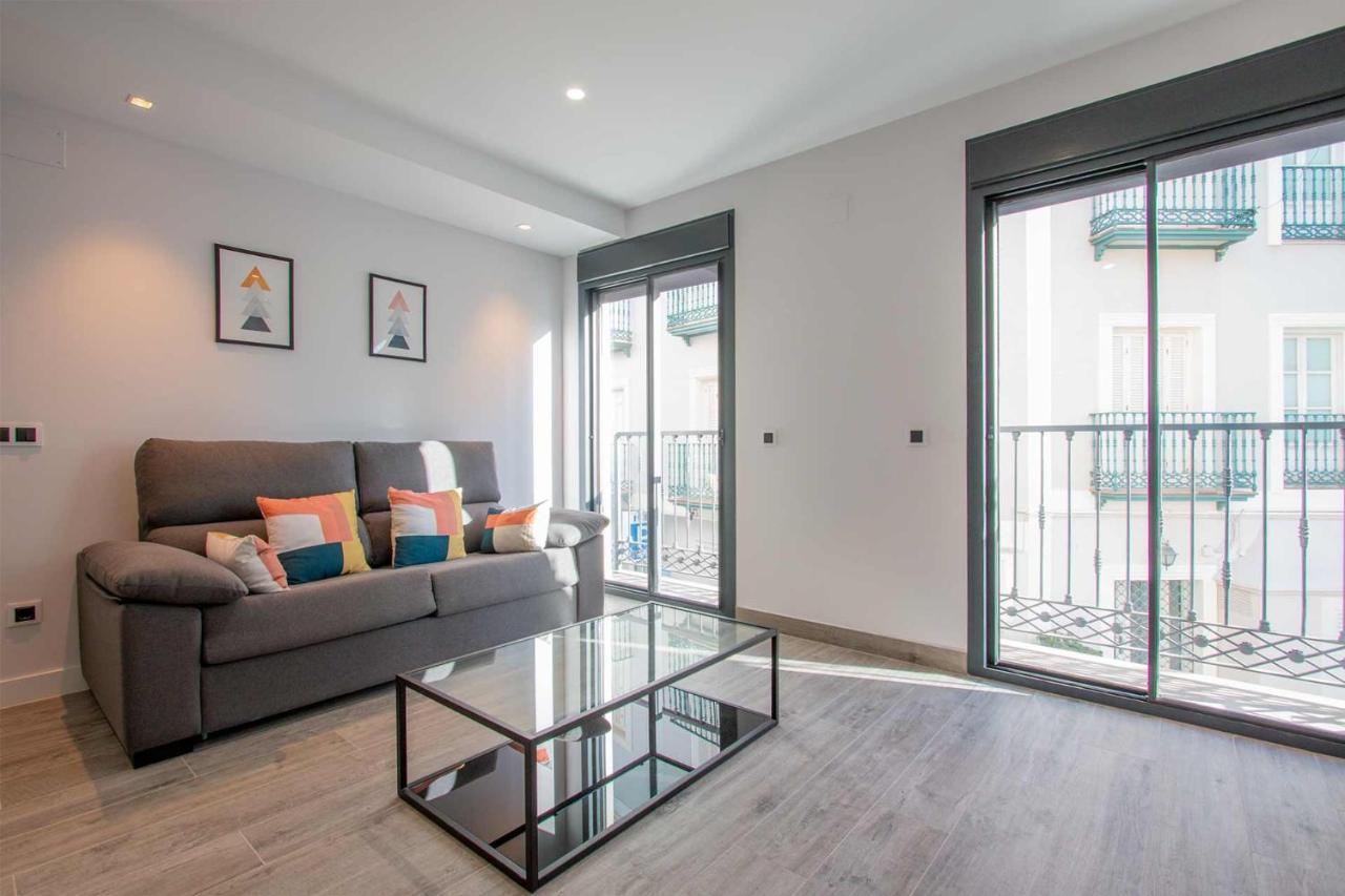 Apartamentos Vacacional En Plaza De Espana Nerja Eksteriør billede
